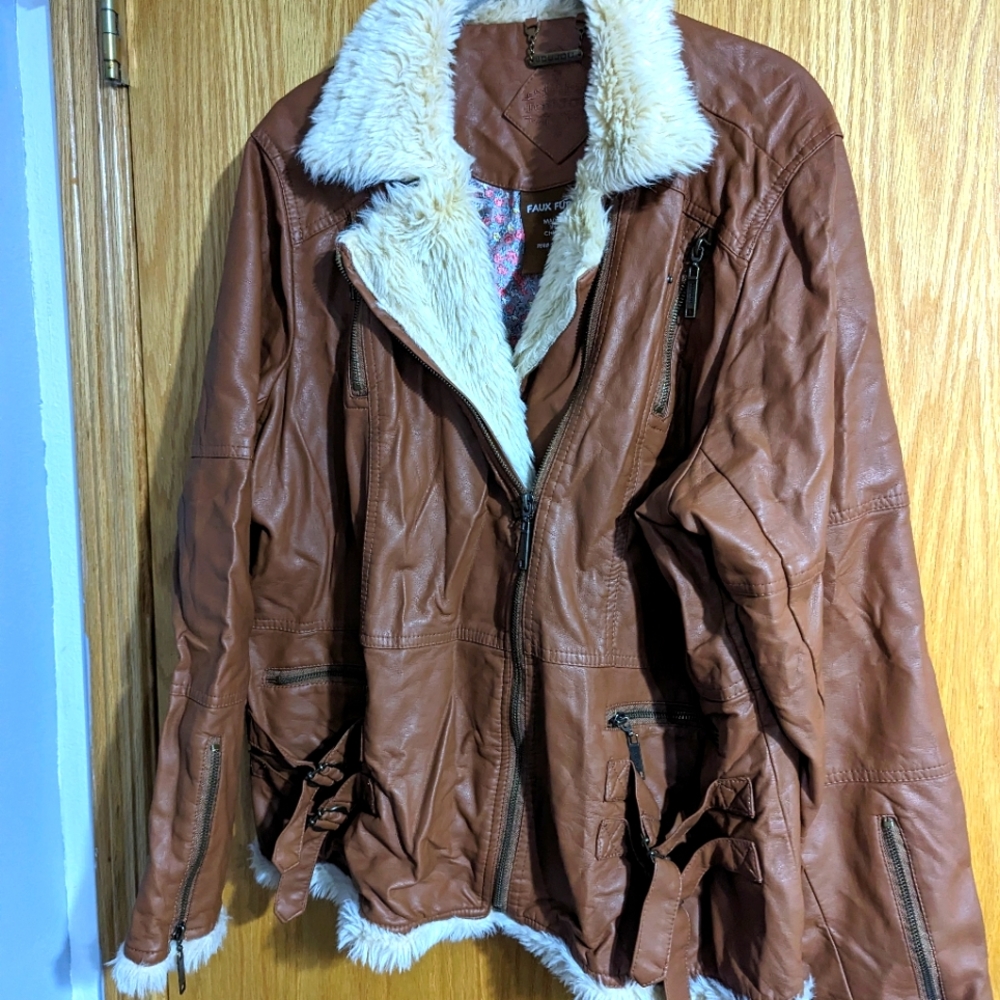 NWT faux fur vinyl bomber jacket 2X